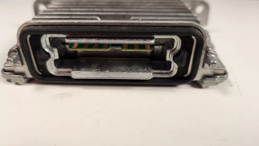 HID Headlight Control Unit Ballast Module Volvo XC60 Valeo